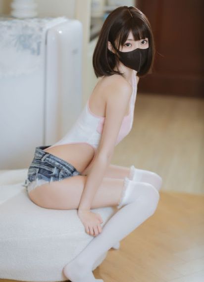 操美女精品视频_4K全集在线观看