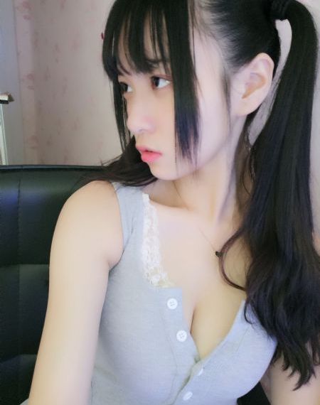 黑丝美女靠逼_BD英语日韩电影在线