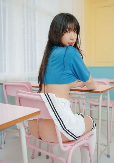 丰满少妇久久久久久久_剧情片免费在线观看