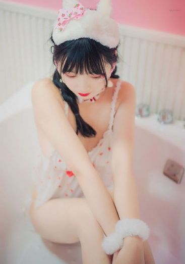 我用薯片怼死异界之主在线阅读_欧美成人在线